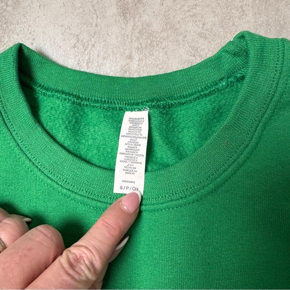 Green Bay Packers Jordan Love crewneck sweatshirt All You Need Is LOVE - Picture 4 of 5